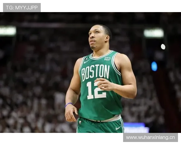 格兰特·威廉姆斯无球跑动制造错位，拉开空间效率显著提升